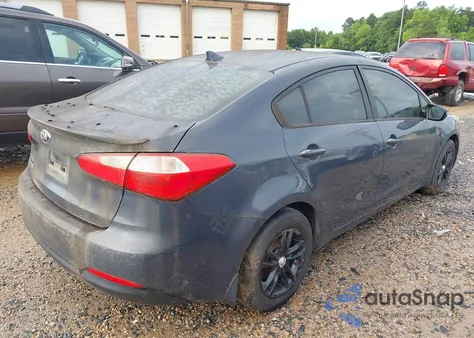 2015 Kia Forte Lx z USA, uszkodzony, nr VIN KNAFX4A62F5362405